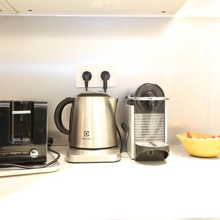T3 Appartement Hypercentre Proche Commerce- Parking - 2 Chambres Wifi Gratuit Авиньон Экстерьер фото