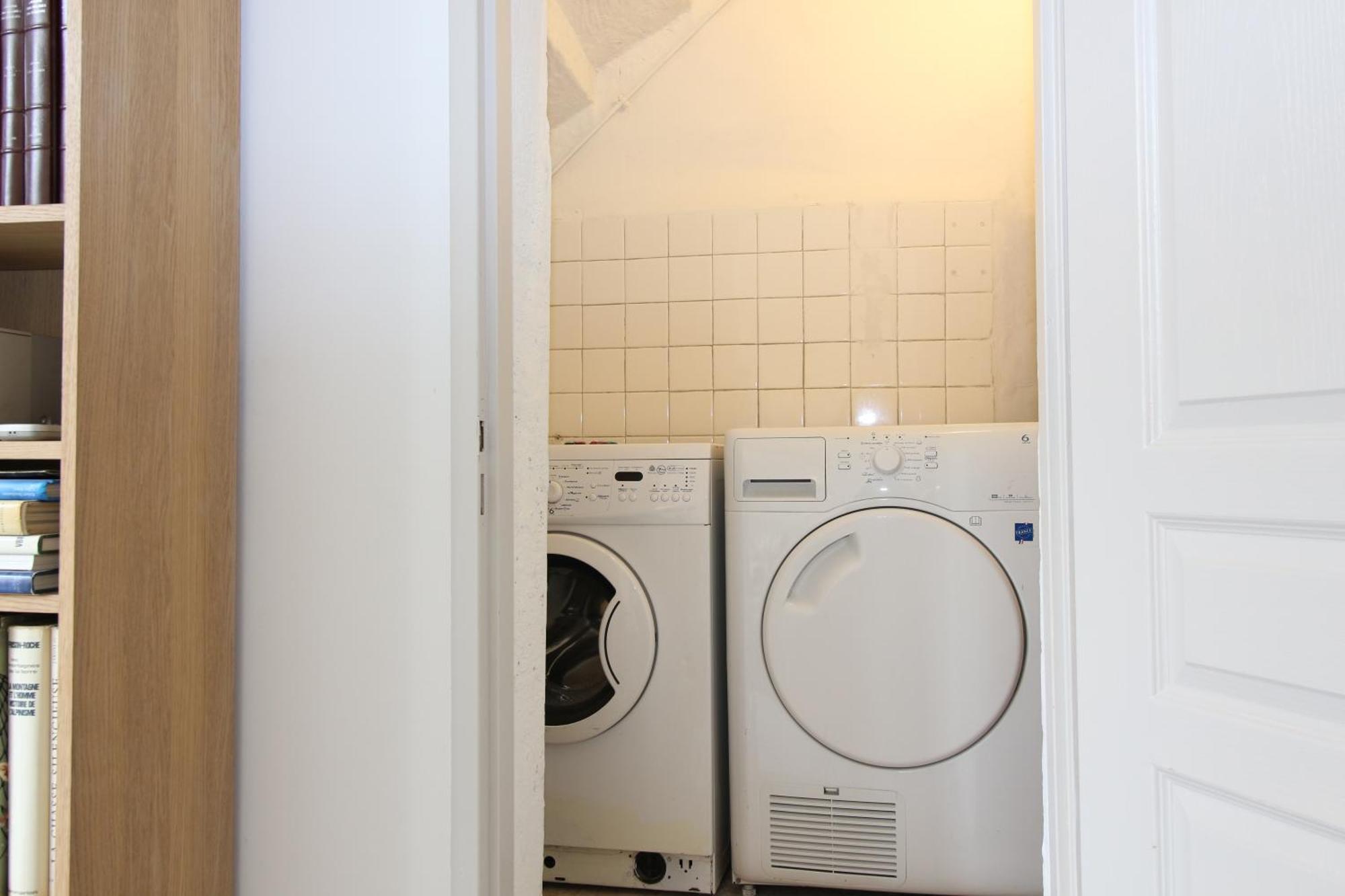 T3 Appartement Hypercentre Proche Commerce- Parking - 2 Chambres Wifi Gratuit Авиньон Экстерьер фото